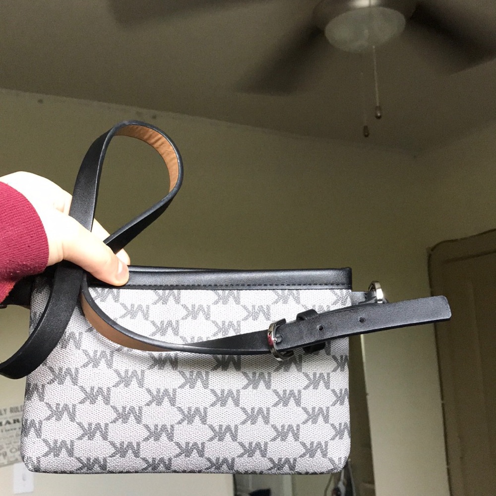 Michael Kors Hand bag